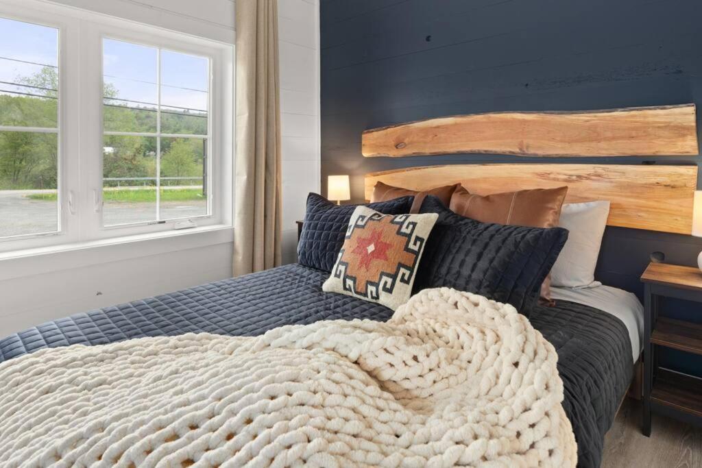 Charming & Freshly Restored Farmhouse 1 Mile From Center Of Stowe Exteriör bild